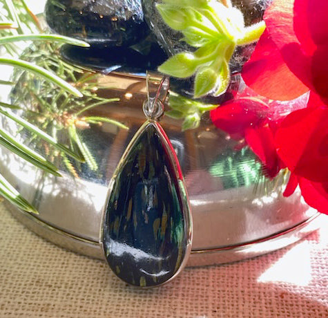 Single Sterling Silver Nuummite Oval Pendant